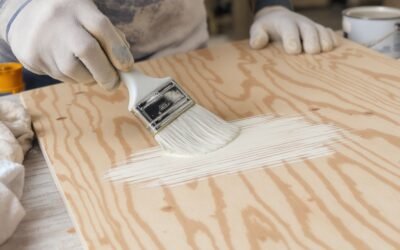 Peinture sur contreplaqué : le guide complet pour un résultat pro